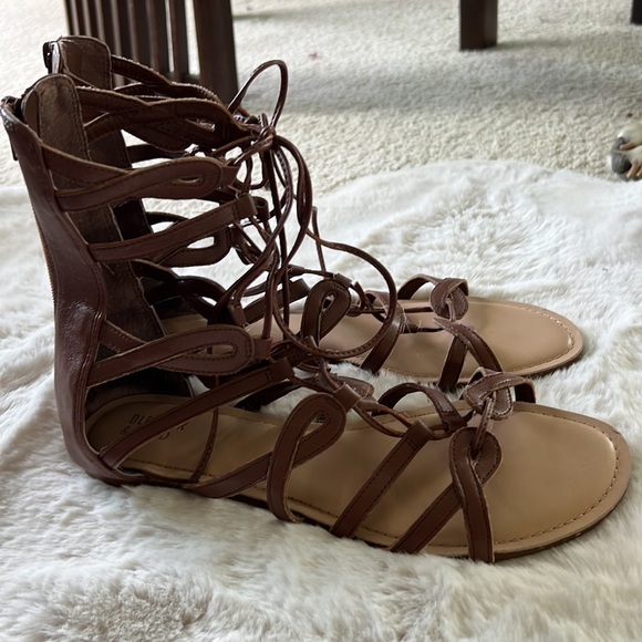 Bleecker and Bond sandals. Size 8.5 - Picture 2 of 5